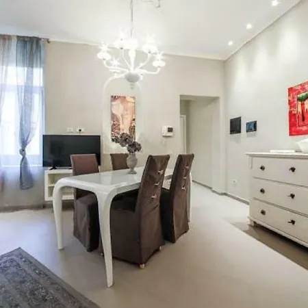 Porta Del Paradiso New Luxury Apartamento *